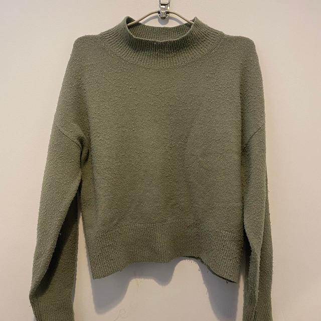 & Other Stories Women's Jumper - Green/Khaki - S on Productcaster.