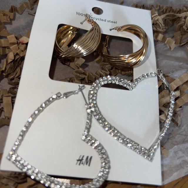 H&M Women's Earrings - Gold/Silver on Productcaster.