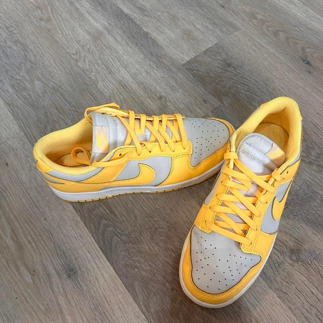 Nike Men's Trainers - Yellow - UK 9 on Productcaster.