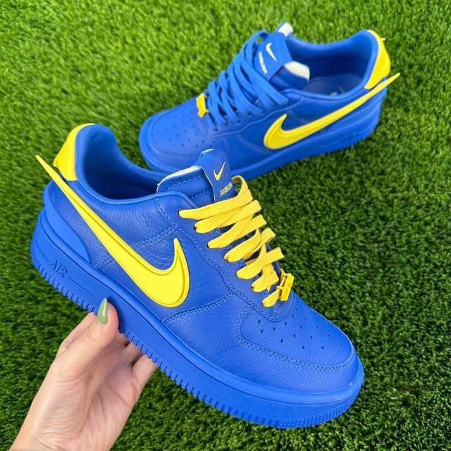 Nike Men's Trainers - Blue/Yellow - UK 7 on Productcaster.