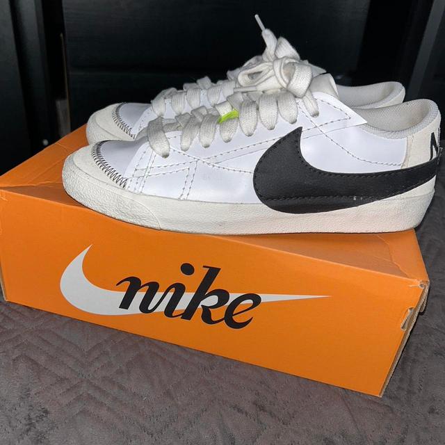 Nike Men's Trainers - White - UK 8.5 on Productcaster.