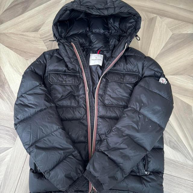 Moncler Men's Puffer - Black - One size on Productcaster.