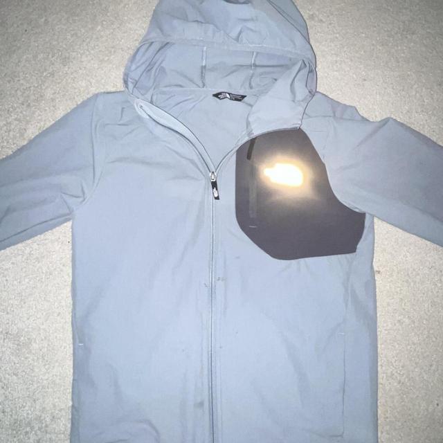 The North Face Kids' Jacket - Grey on Productcaster.