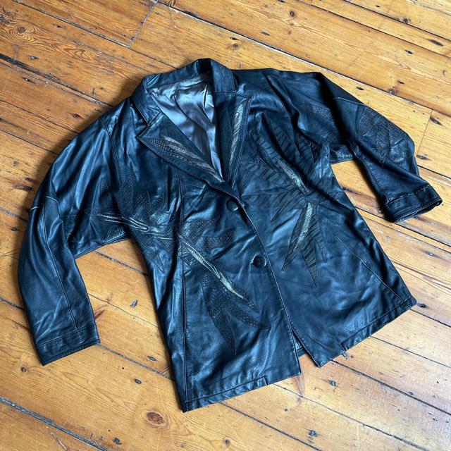 Vintage Women's Blazer Jacket - Black - UK 8 on Productcaster.