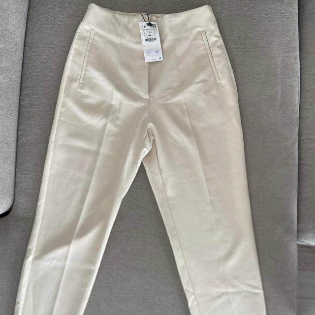 Zara Women's Tailored trousers - Cream/White - L on Productcaster.