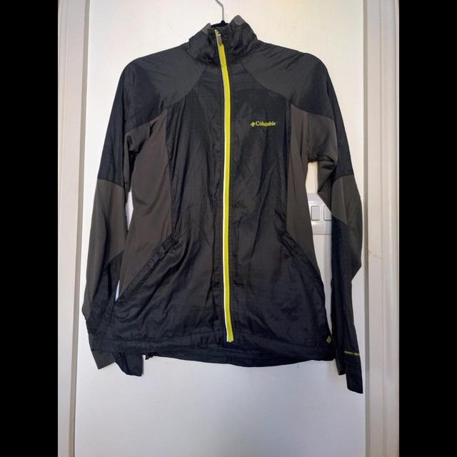 Columbia Sportswear Women's Windbreaker Jacket - Black - S on Productcaster.