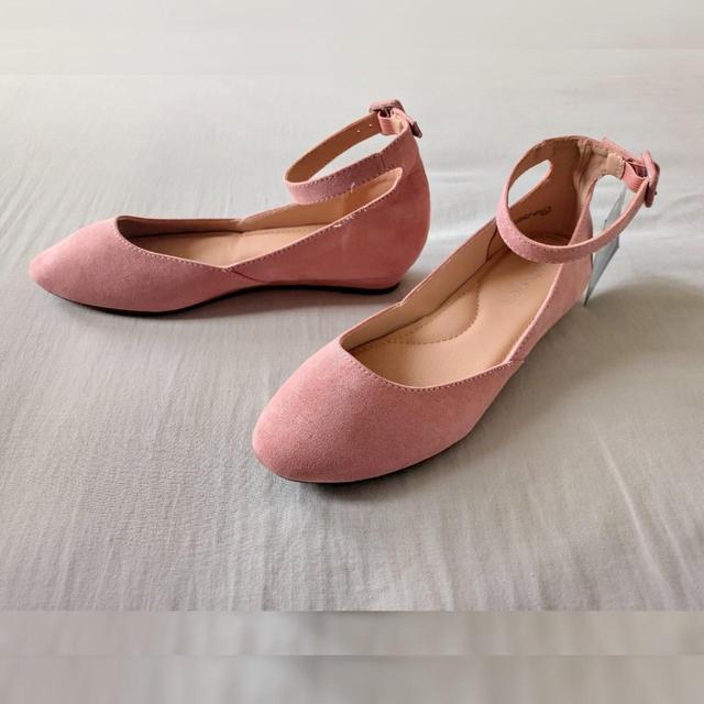 Women's Ballet shoes - Pink - UK 4 on Productcaster.