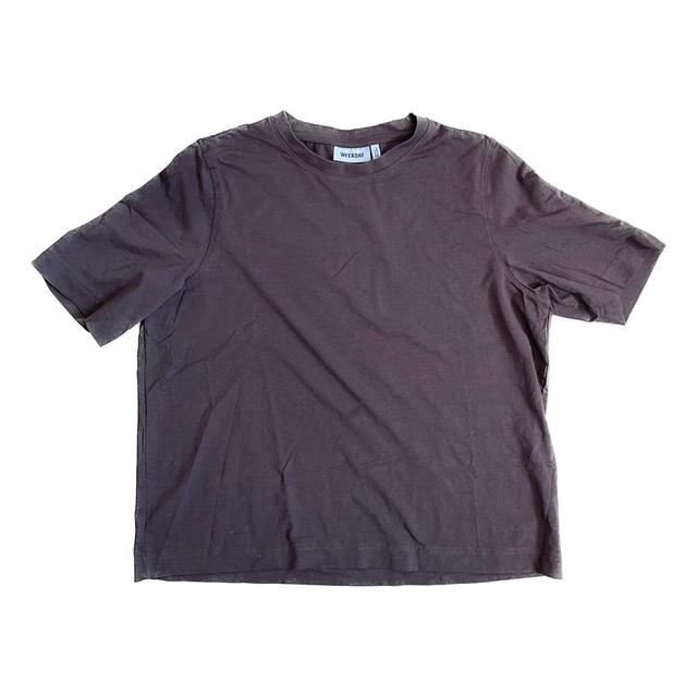 Weekday Women's T-shirt - Brown - M on Productcaster.