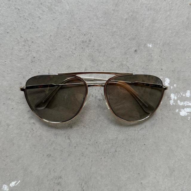 Prada Men's Wayfarer Sunglasses - Gold on Productcaster.