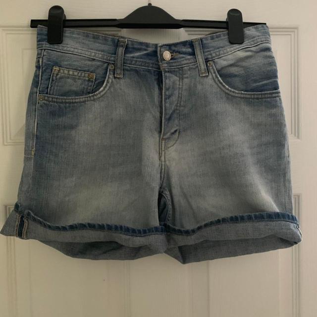 H&M Women's Shorts - Blue - UK 8 on Productcaster.