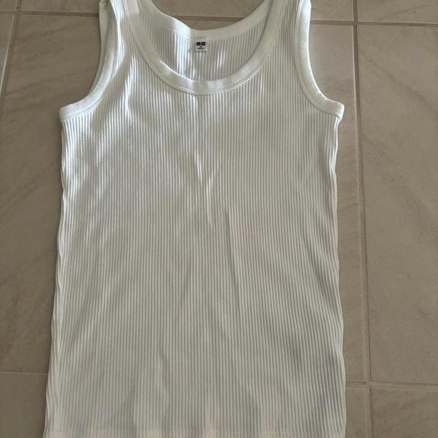 UNIQLO Women's Vest - White - 6 on Productcaster.