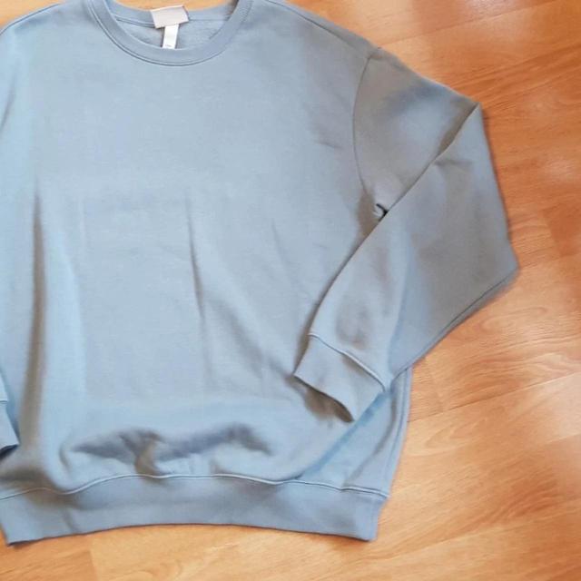 H&M Women's Sweatshirt - Blue - S on Productcaster.