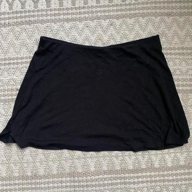 H&M Women's Casual Skirt - Black - S on Productcaster.