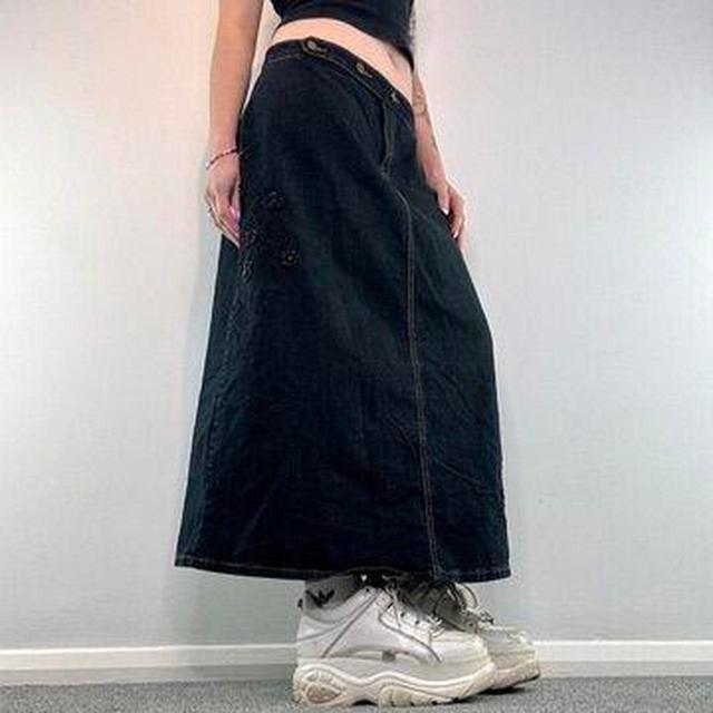 Vintage Women's Skirt - Blue - 34" on Productcaster.