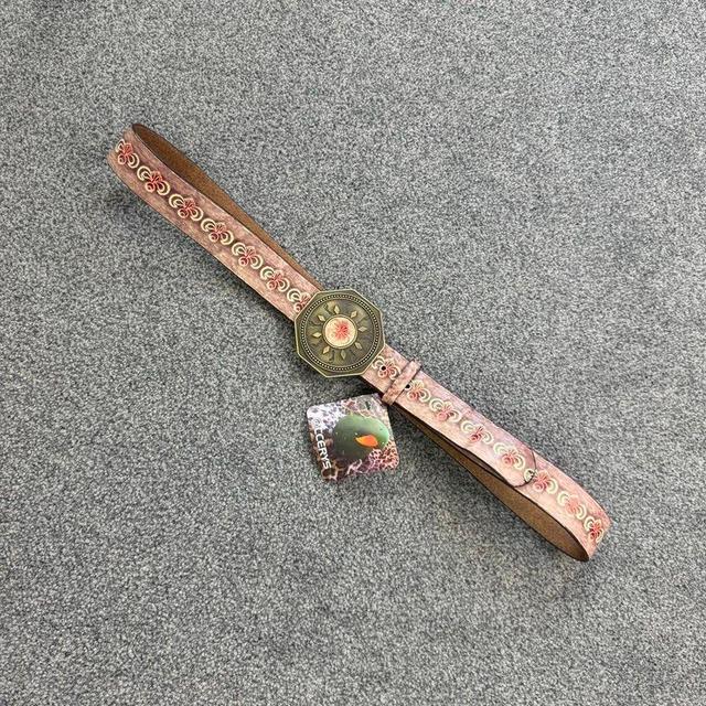 Vintage Women's Belt - Pink on Productcaster.