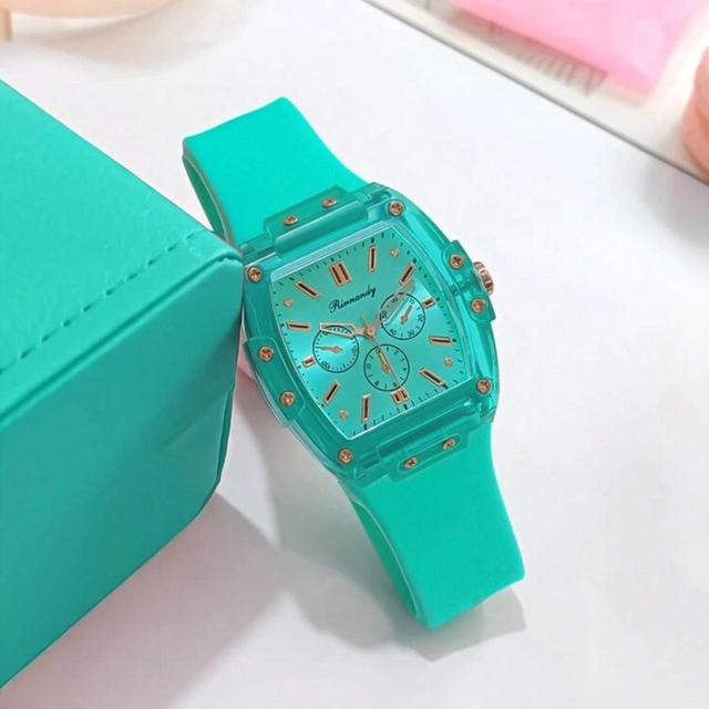 Women's Watch - Green/Gold on Productcaster.