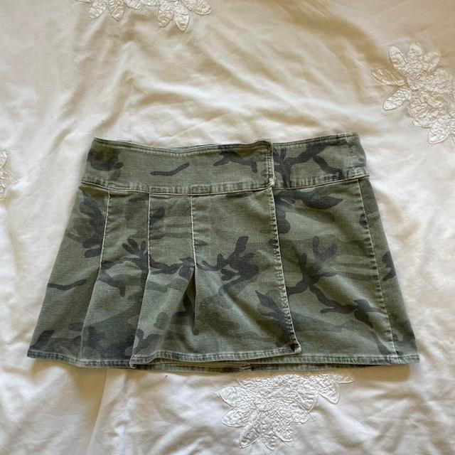 Women's Skirt - Green/Khaki - M on Productcaster.