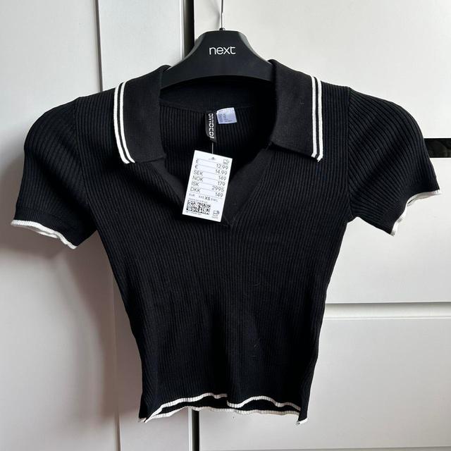 H&M Women's Crop top - Black - XS on Productcaster.