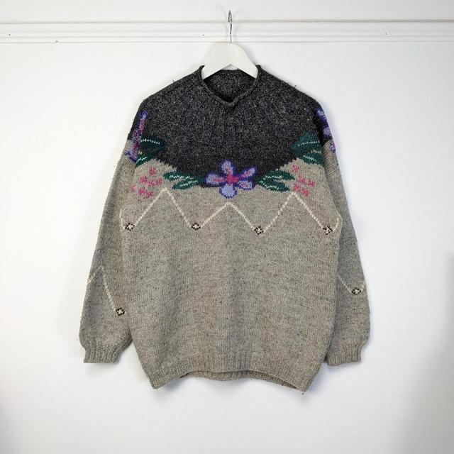 Vintage Women's Jumper - Grey - XL on Productcaster.