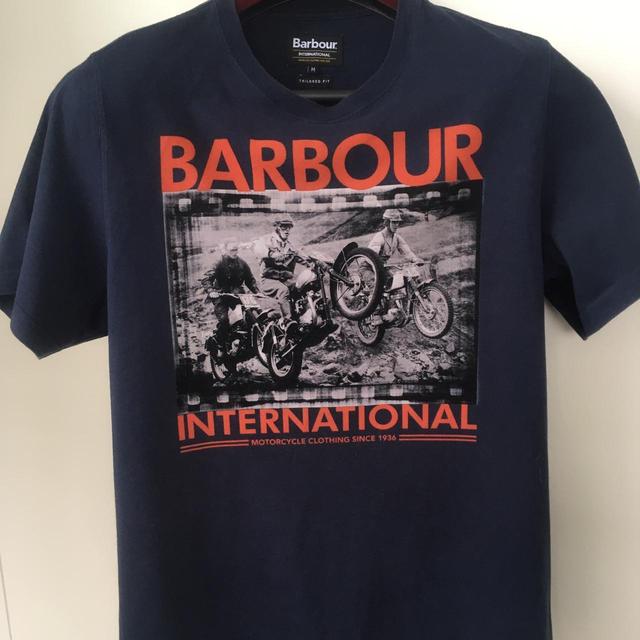 Barbour Men's T-shirt - Red - M on Productcaster.