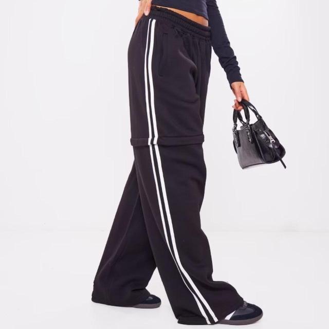 PrettyLittleThing Women's Sweatpants - Black - L on Productcaster.