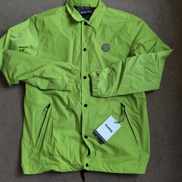 Burton Men's Windbreaker Jacket - Green - M on Productcaster.