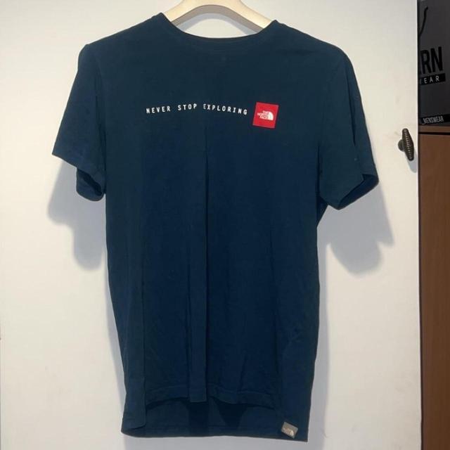 The North Face Men's T-shirt - Navy - M on Productcaster.