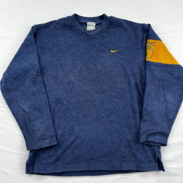 Nike Men's Sweatshirt - Navy/Yellow - S on Productcaster.