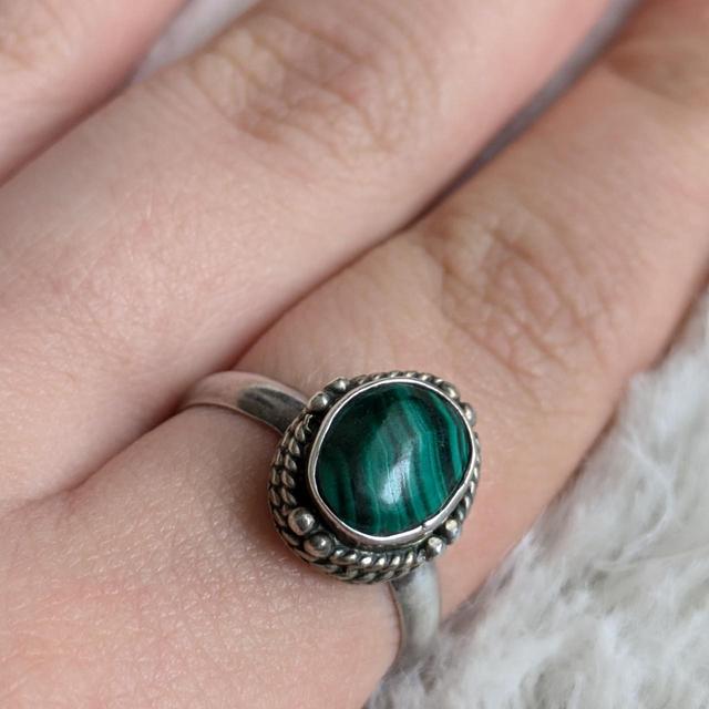 Vintage Women's Ring - Green on Productcaster.