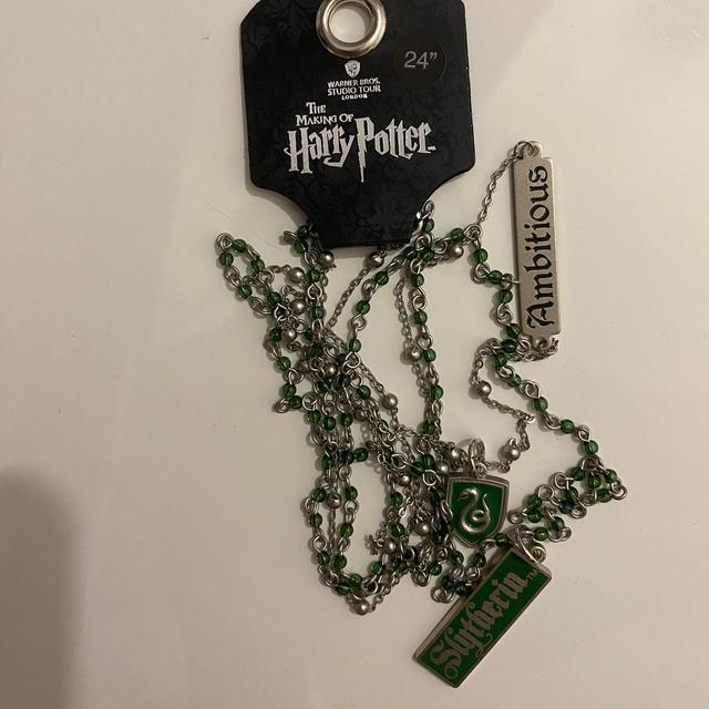 Harry Potter Women's Necklace - Green/Silver on Productcaster.