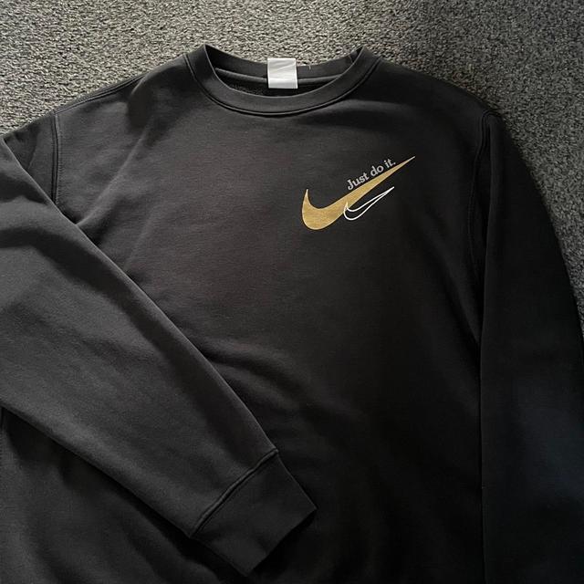 Nike Men's Sweatshirt - Black/Grey - M on Productcaster.