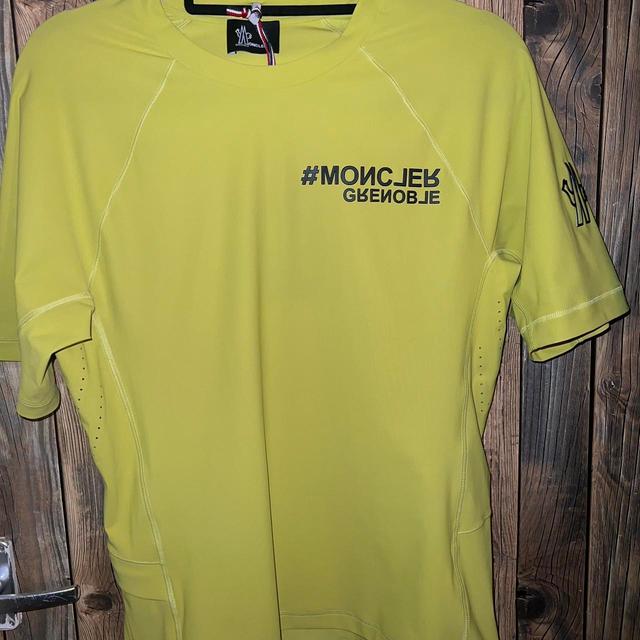 Moncler Men's T-shirt - Green/Yellow - M on Productcaster.