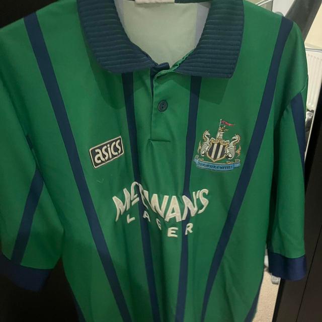 Newcastle United F.C. Men's Shirt - Green/Multi - XL on Productcaster.