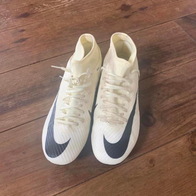 Nike Men's Boots - Cream - UK 9 on Productcaster.