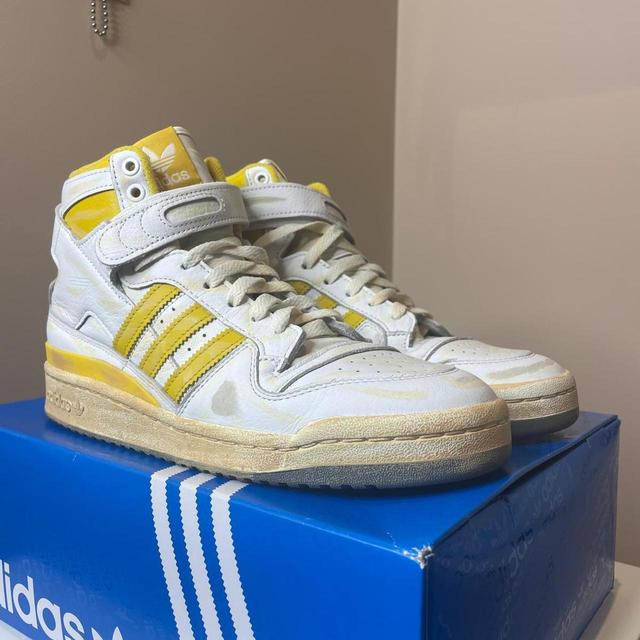 Adidas Men's Trainers - Yellow - UK 8.5 on Productcaster.