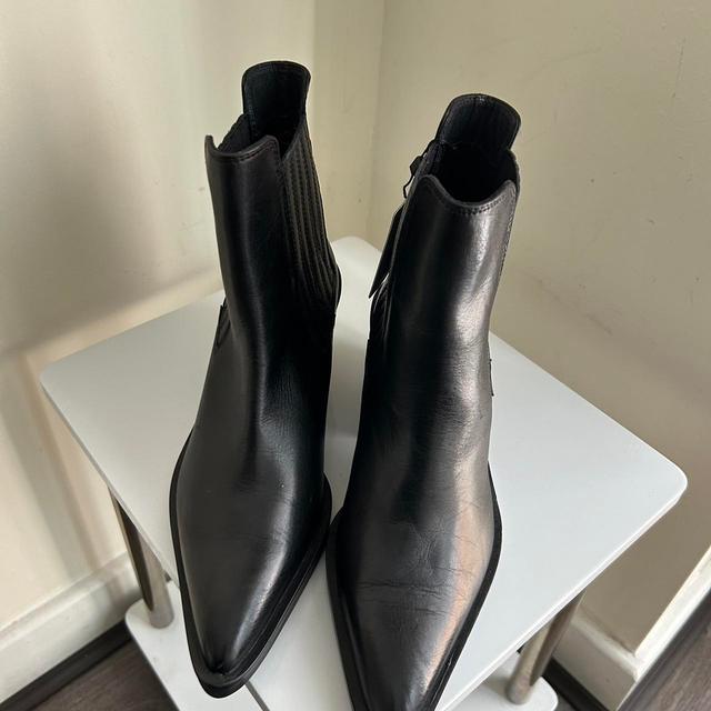 Zara Women's Boots - Black - UK 4 on Productcaster.