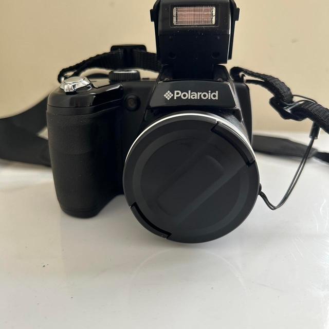 Polaroid Digital cameras - Black on Productcaster.