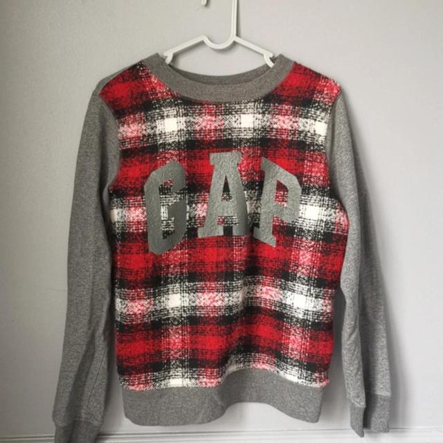 Gap Women's Sweatshirt - Grey/Red - 6 on Productcaster.