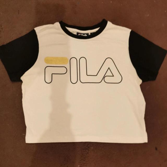 Fila Women's Crop top - White/Black - 8 on Productcaster.