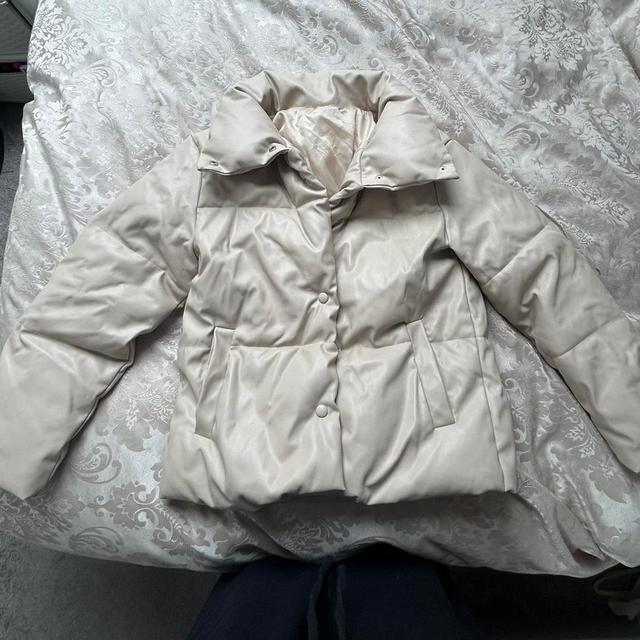 Women's Coat - Cream/Tan - UK 6 on Productcaster.