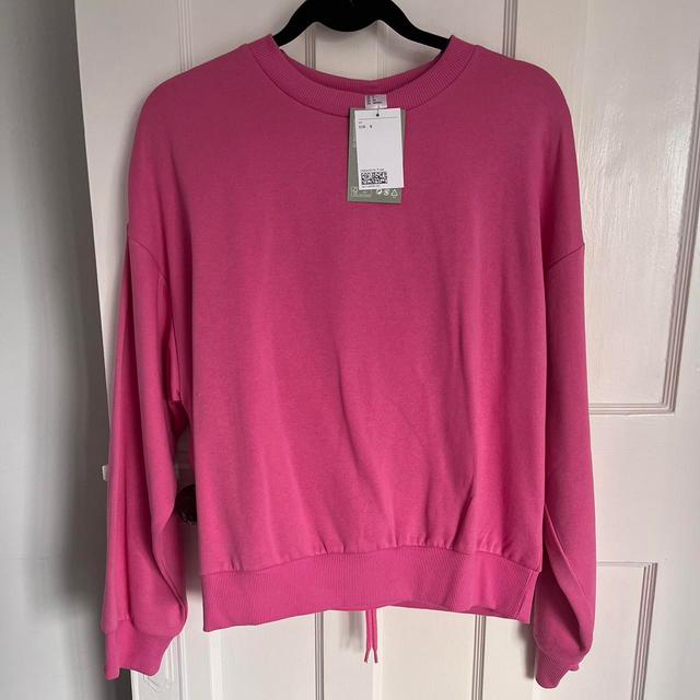 H&M Women's Sweatshirt - Pink - M on Productcaster.