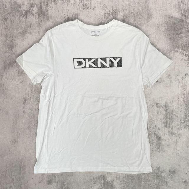 DKNY Men's T-shirt - White - L on Productcaster.