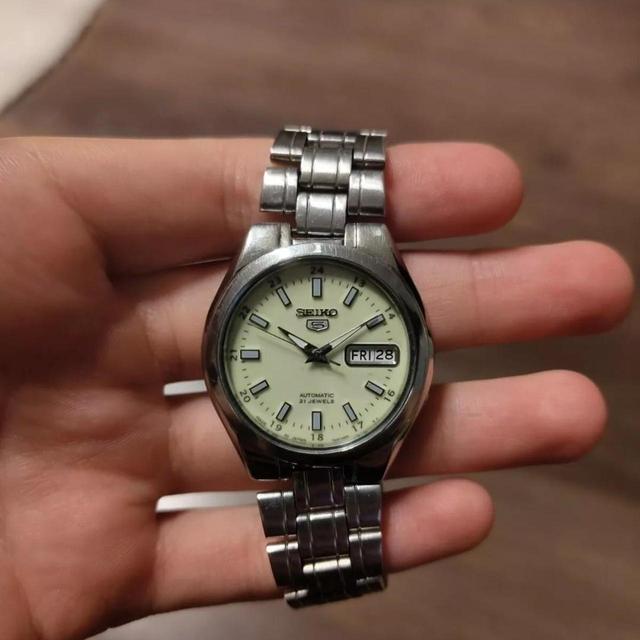 Seiko Men's Analogue Watch - Green/Silver on Productcaster.