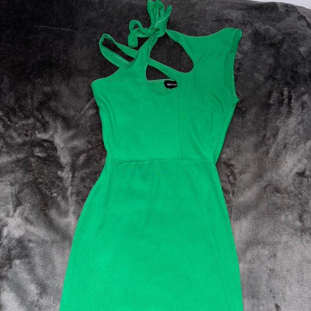 PrettyLittleThing Women's Bodycon Dress - Green - 4 on Productcaster.