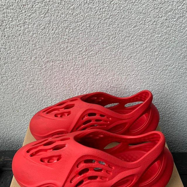 Yeezy Kids' Footwear - Red on Productcaster.