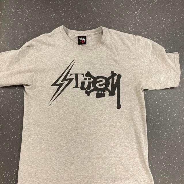 Stüssy Men's T-shirt - Grey - S on Productcaster.