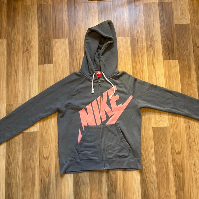 Nike Men's Hoodie - Grey - M on Productcaster.