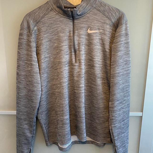 Nike Men's Hoodie - Grey - M on Productcaster.