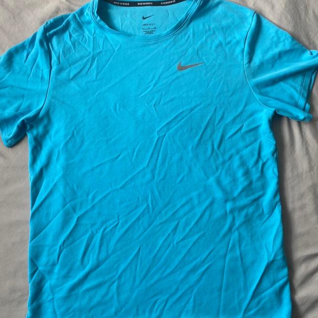 Nike Men's T-shirt - Blue - M on Productcaster.