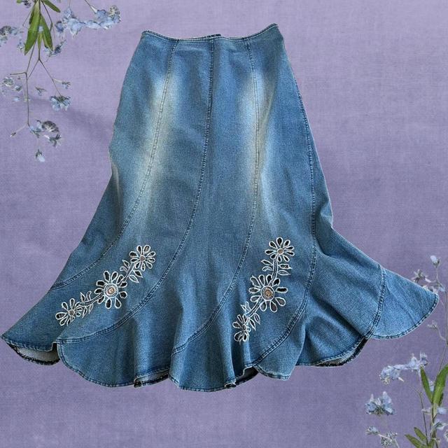 Kaleidoscope Women's Skirt - Blue on Productcaster.